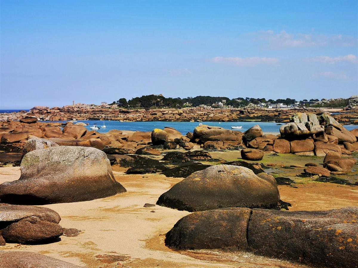 Gites "Le Clos De La Baie" Paimpol Esterno foto
