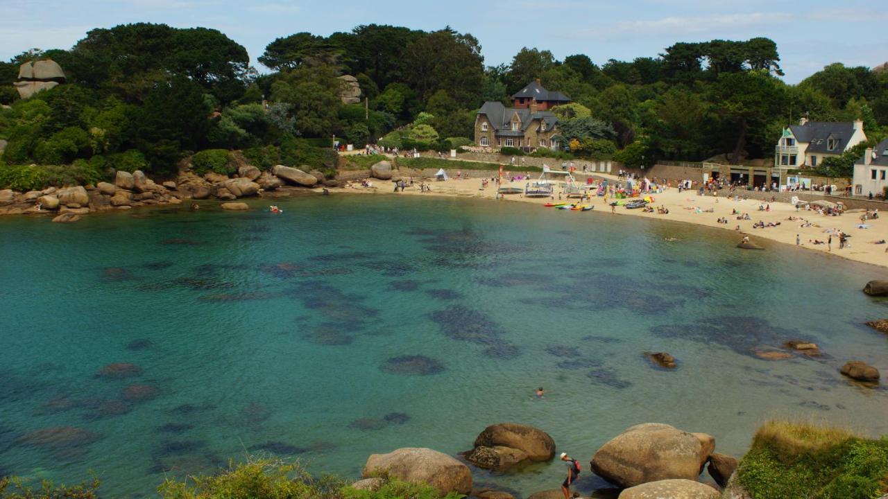 Gites "Le Clos De La Baie" Paimpol Esterno foto