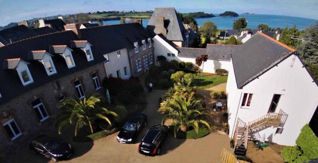 Gites "Le Clos De La Baie" Paimpol Esterno foto